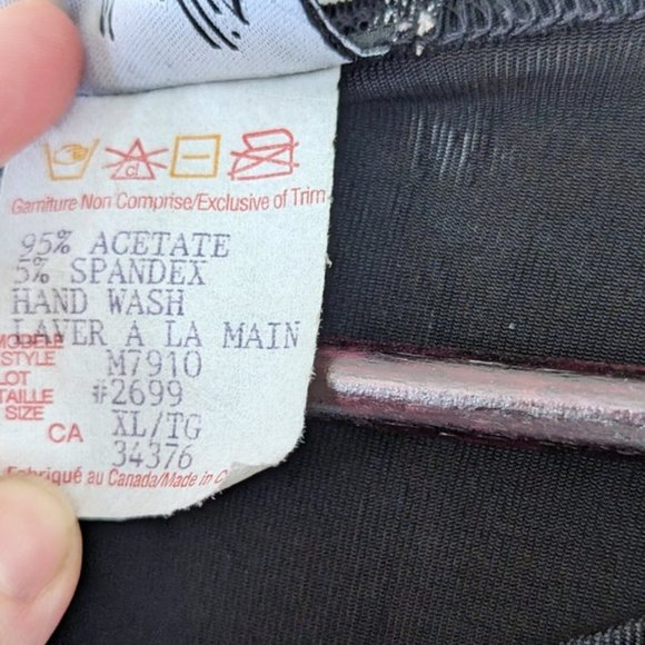 VINTAGE 90s Houndstooth Vest | Academia Clothing | Button Up Vest - Picture 6 of 10